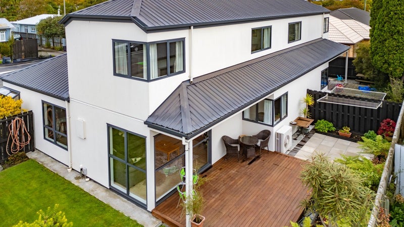 39 Tennyson Street, Sydenham, Christchurch - Carousel 1