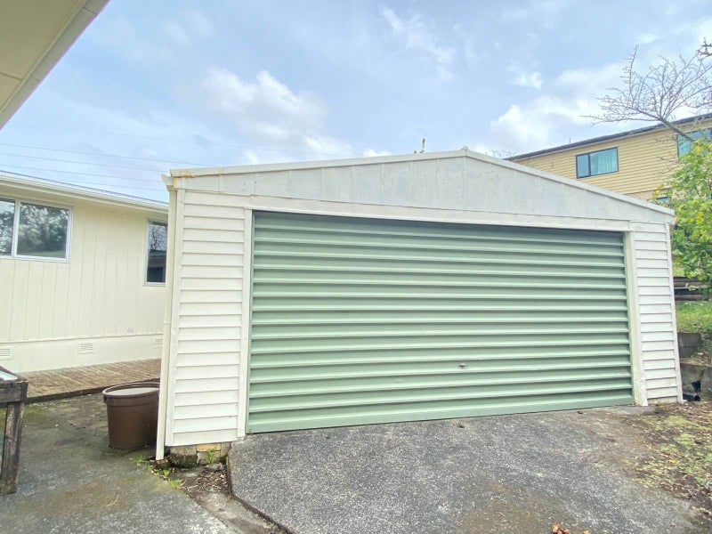 34 Caronia Crescent, Lynfield, Auckland - Carousel 21
