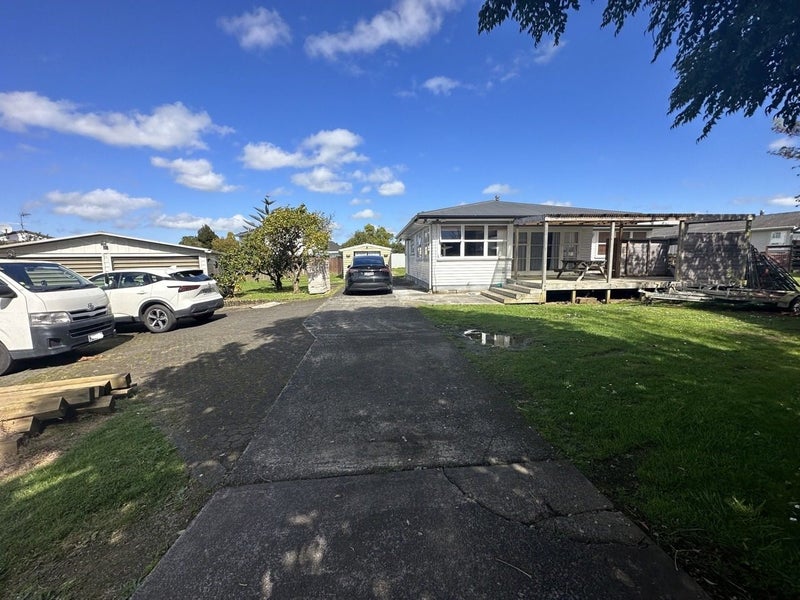 433 Great South Road, Opaheke, Papakura - Carousel 18