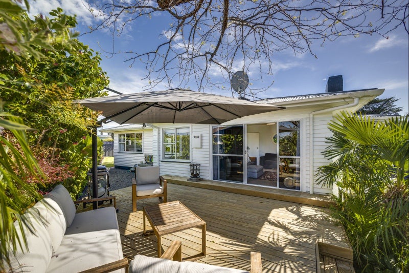 40 Exeter Crescent, Pirimai, Napier - Carousel 1