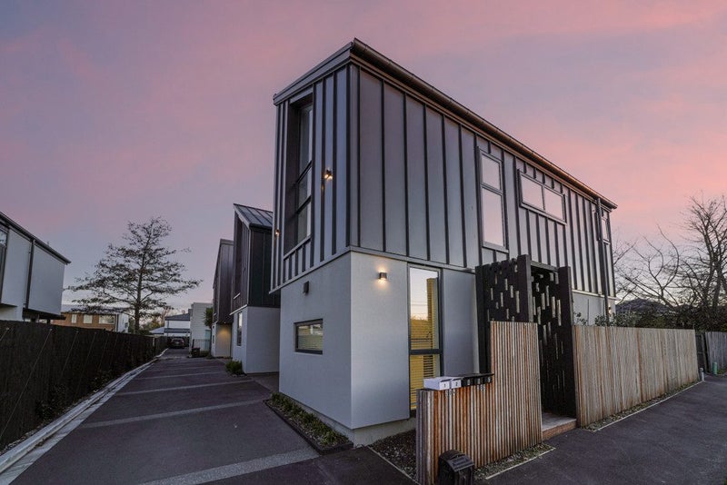 202A Edgeware Road, Edgeware, Christchurch - Carousel 1