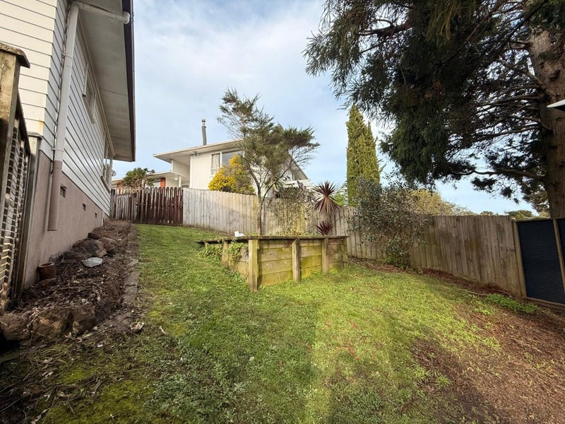 28 Velma Road, Hillcrest, Auckland - Carousel 26