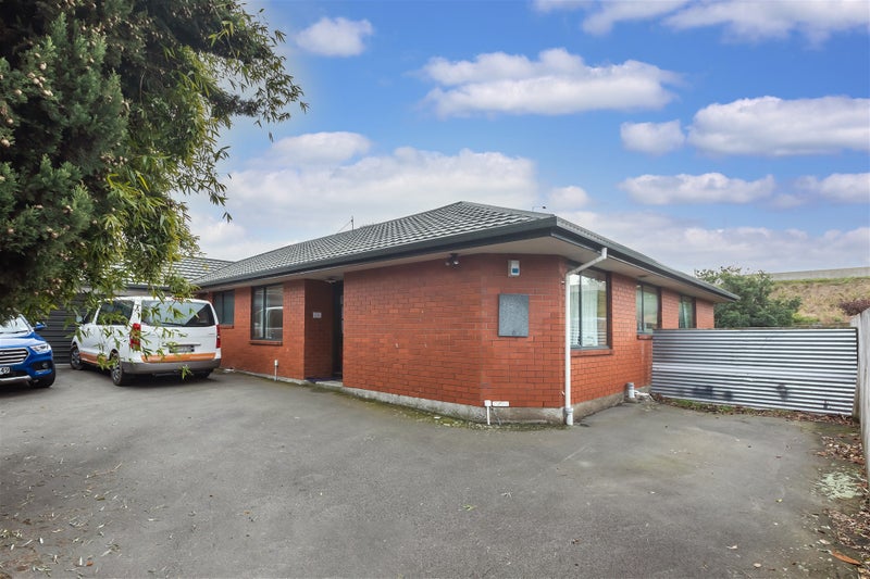 5 Cardigan Bay Place, Addington, Christchurch - Carousel 1