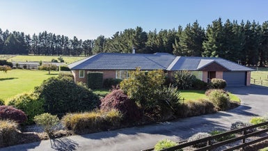 128 Langdales Road, Christchurch - Carousel 1