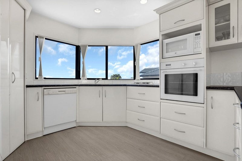 1/27 Tumbridge Place, Somerville, Manukau - Carousel 24