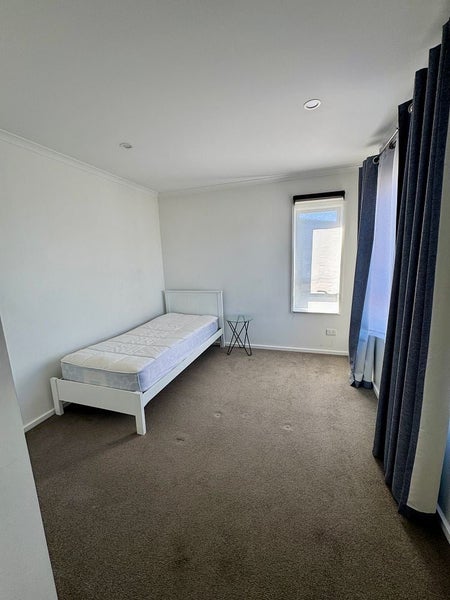 95 Banks Street, Marfell, New Plymouth - Carousel 10