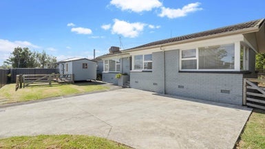 1 Aurea Avenue, Pakuranga, Auckland - Carousel 1