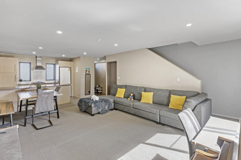 24/42 HOLLY ST, Avondale, Auckland - Carousel 1