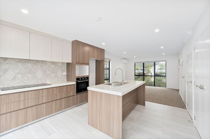 18/106 Triangle Road, Massey, Auckland - Carousel 2
