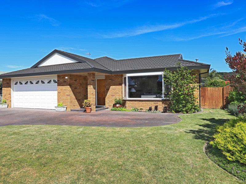 6 Brompton Drive, Taradale, Napier - Carousel 19