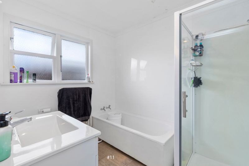 11A Barsi Grove, Avalon, Lower Hutt - Carousel 7