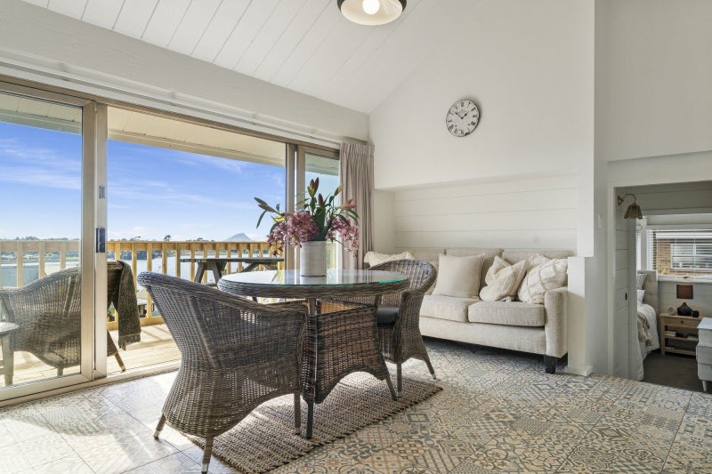 15 Victory Street, Welcome Bay, Tauranga - Carousel 2