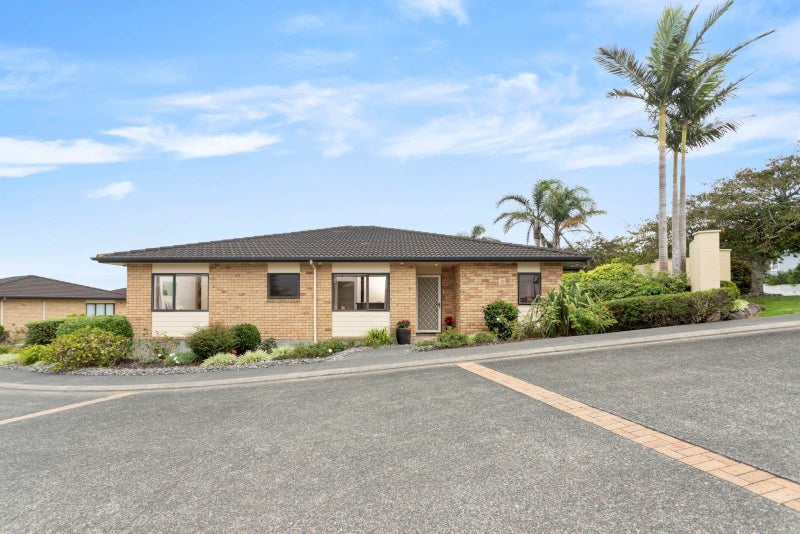 1/197 Royal Road, Massey, Auckland - Carousel 2