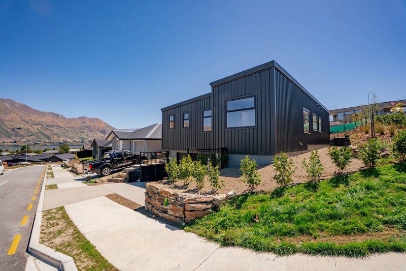 2 Tuohy Lane, Wanaka - Carousel 1
