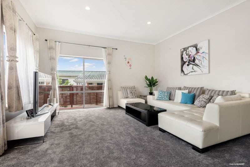 1/4 Sunnynook Road, Sunnynook, Auckland - Carousel 2