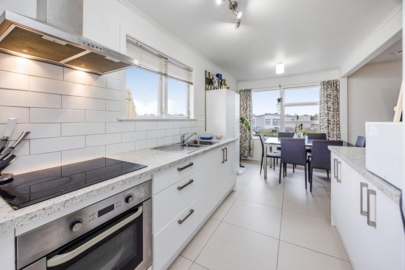 133 Coxhead Road, Wattle Downs, Auckland - Carousel 2