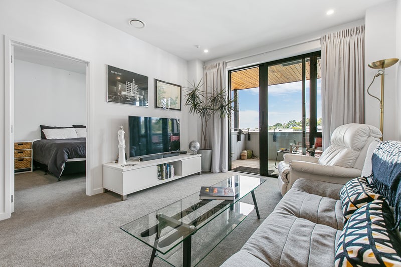 302/1 Kimiora Street, Three Kings, Auckland - Carousel 1