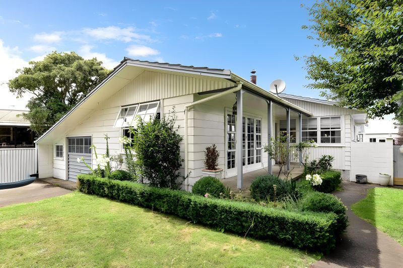 73 Morrow Avenue, St Andrews, Hamilton - Carousel 1