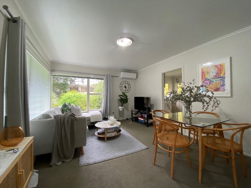 1/216 Beach Road, Campbells Bay, Auckland - Carousel 2