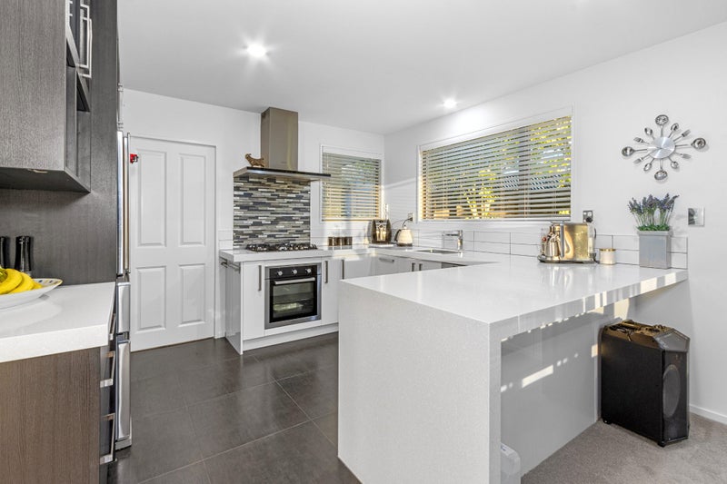 18A Ennerdale Row, Westmorland, Christchurch - Carousel 2