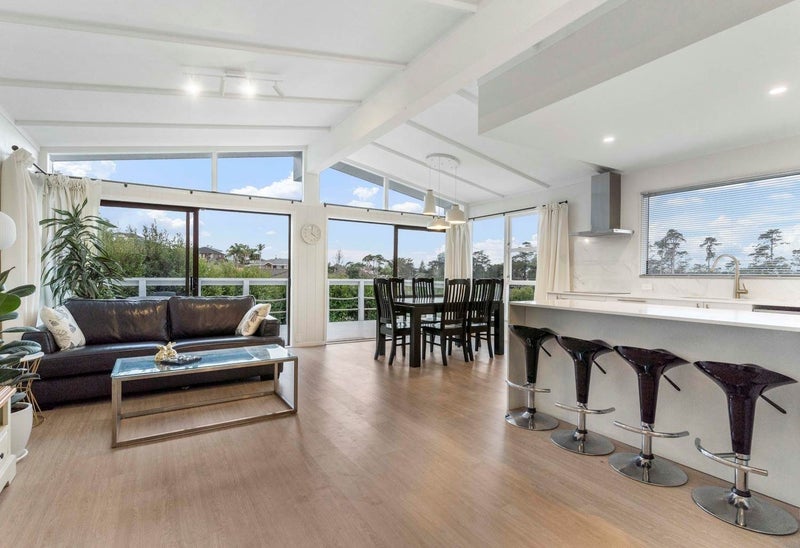 30 Fitzwater Place, Henderson, Auckland - Carousel 2