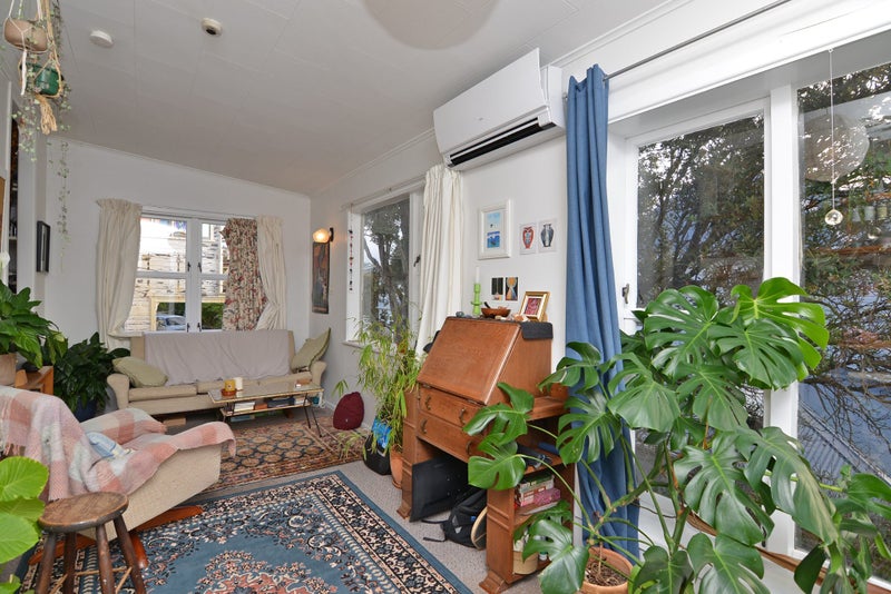 10 Claremont Grove, Mount Victoria, Wellington - Carousel 1