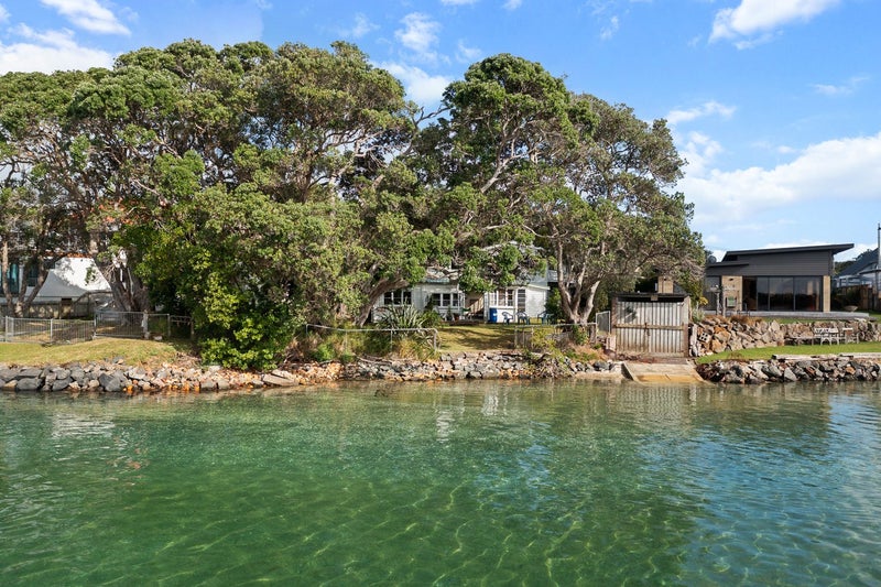 5 Ewen Street, Whangarei - Carousel 1