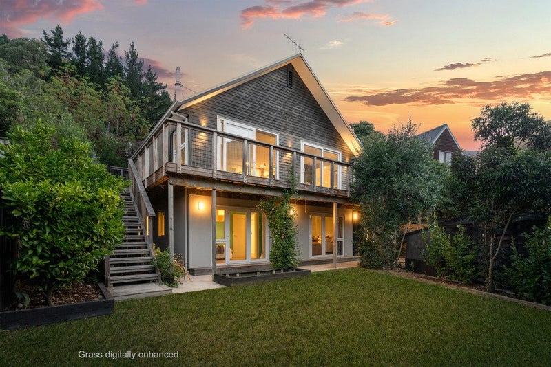 129 Sumnervale Drive, Sumner, Christchurch - Carousel 1