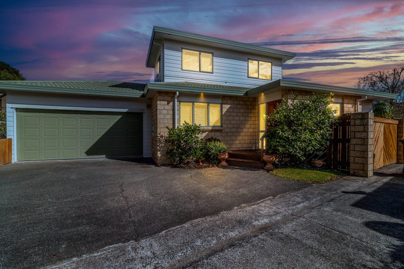 64 The Circle, Manly, Whangaparaoa - Carousel 1