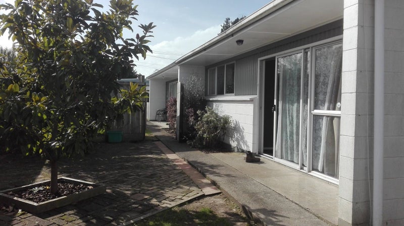 68B Southsea Crescent, Silverdale, Hamilton - Carousel 2