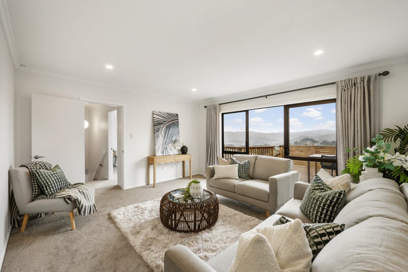 83 Beazley Avenue, Paparangi, Wellington - Carousel 2