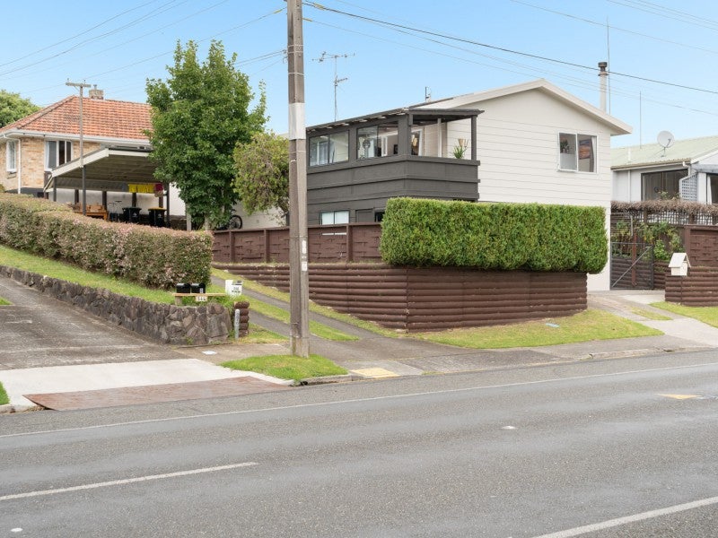546A Fraser Street, Greerton, Tauranga - Carousel 1