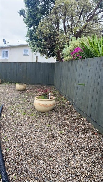 6 Huxley Place, Glen Innes, Auckland - Carousel 16