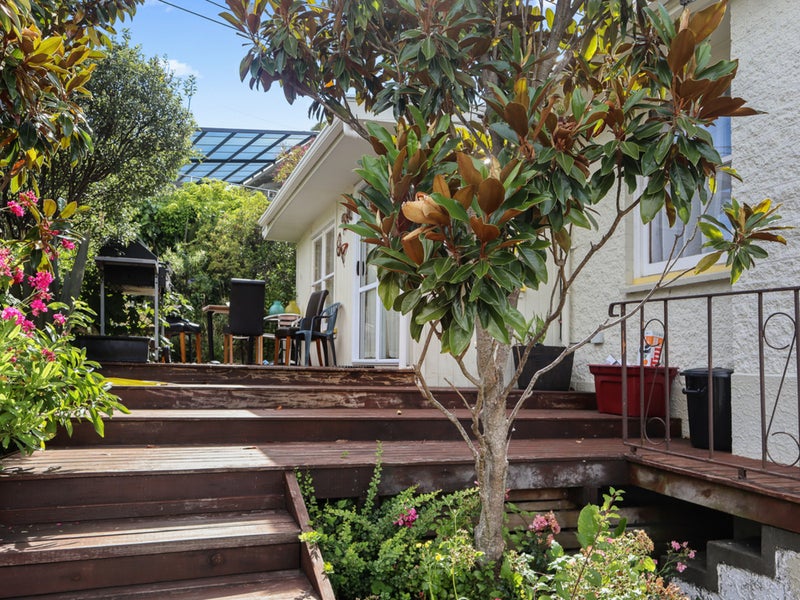 116 Waikawa Road, Picton - Carousel 2