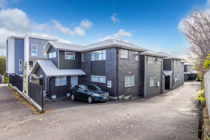 3/2 Palmerston Street, Hamilton Central, Hamilton - Carousel 1