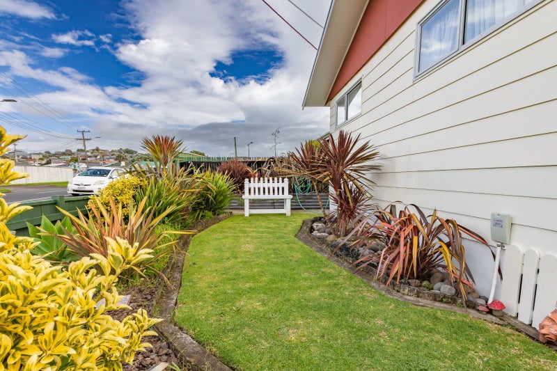 146A Ngamotu Road, Spotswood, New Plymouth - Carousel 24