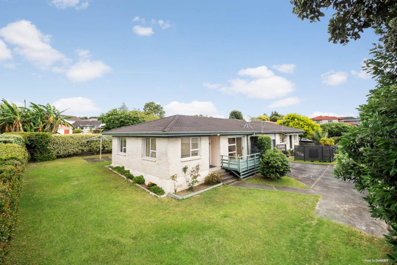 19B Diorella Drive, Clover Park, Auckland - Carousel 1