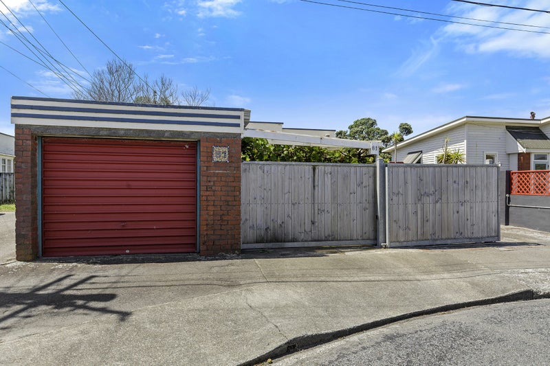 81 Adelaide Street, Petone, Lower Hutt - Carousel 2