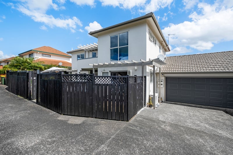 2/39 Simmental Crescent, Somerville, Auckland - Carousel 29