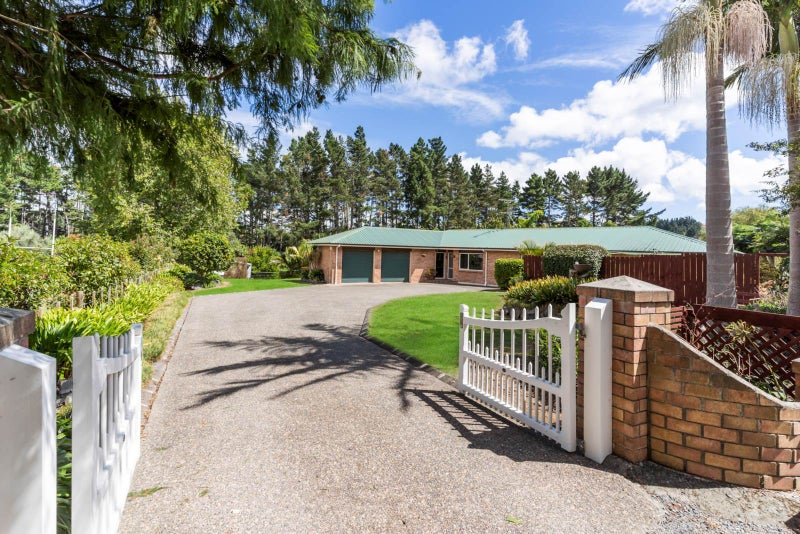 96 Ranfurly Road, Alfriston, Auckland - Carousel 1