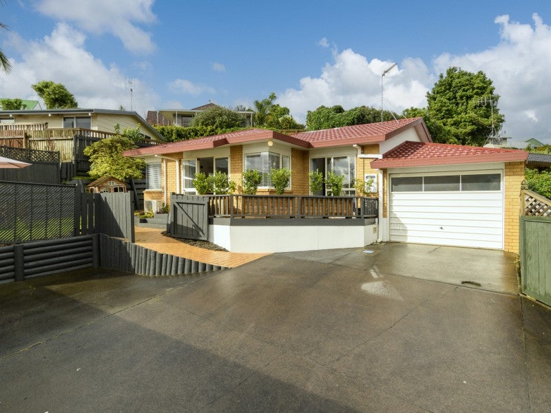 7 Baden Street, Otumoetai, Tauranga - Carousel 1