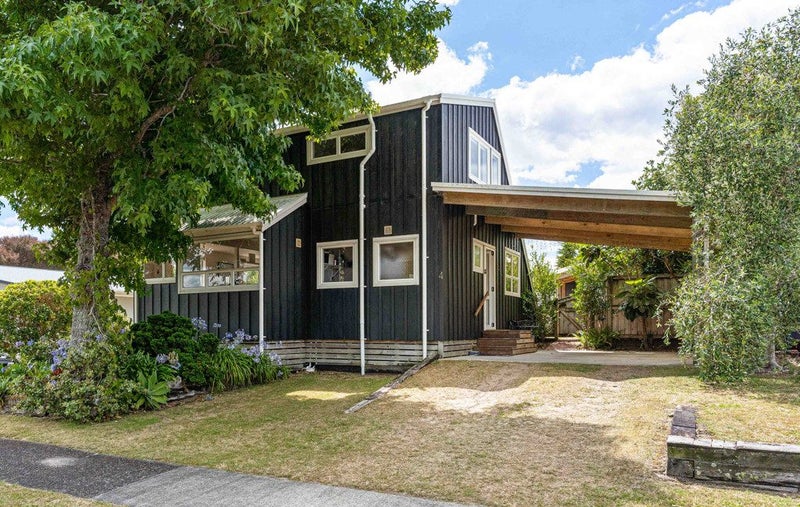 4 Pitkethley Circle, Pauanui - Carousel 1