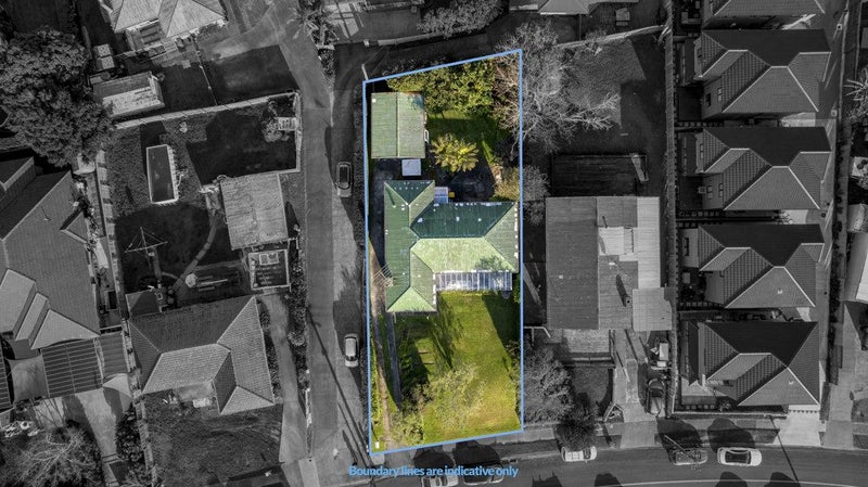 24 Tiraumea Drive, Pakuranga, Auckland - Carousel 1