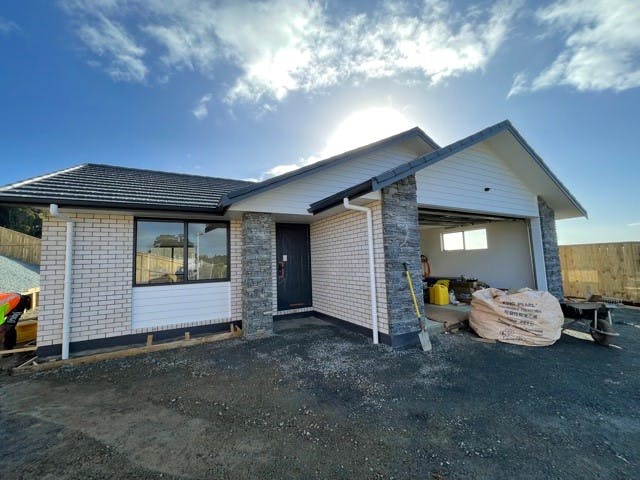 8 Maui Place, Kamo, Whangarei - Carousel 1