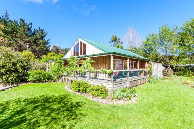 421 Pahiatua Aokautere Road, Palmerston North - Carousel 2