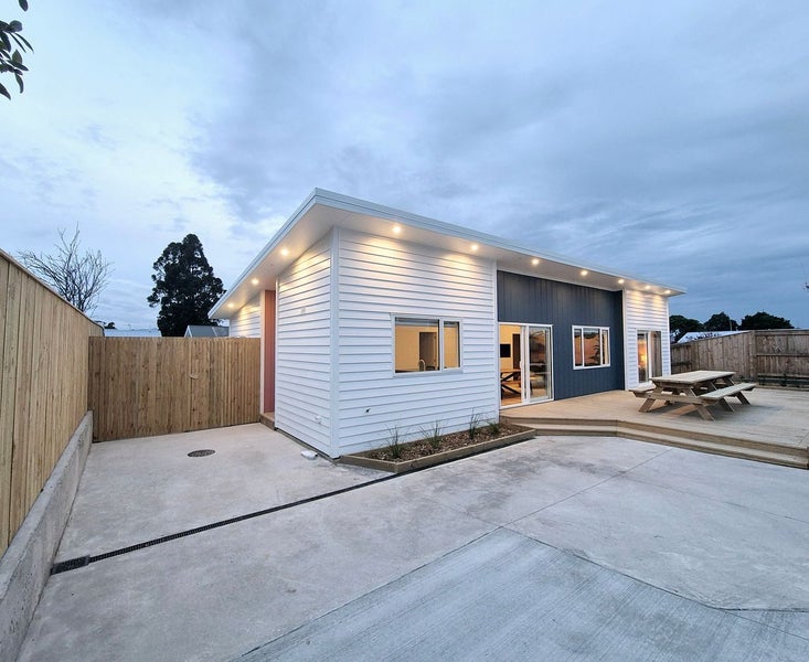 46 Chelwood Street, Takaro, Palmerston North - Carousel 2