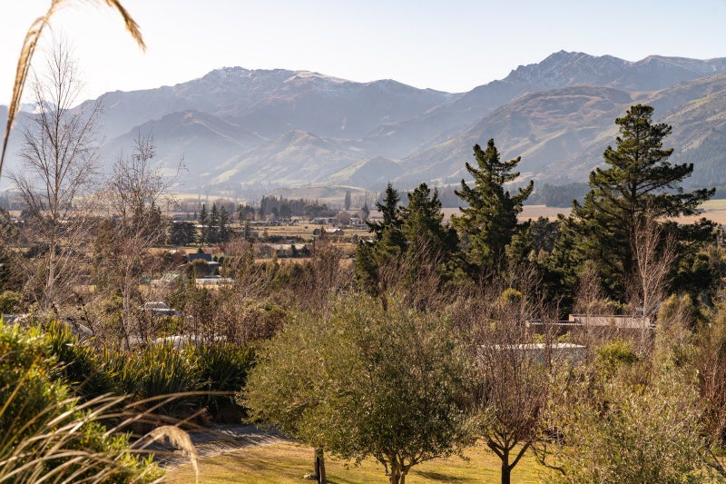 25 Fort Place, Hāwea Flat, Lake Hāwea - Carousel 21