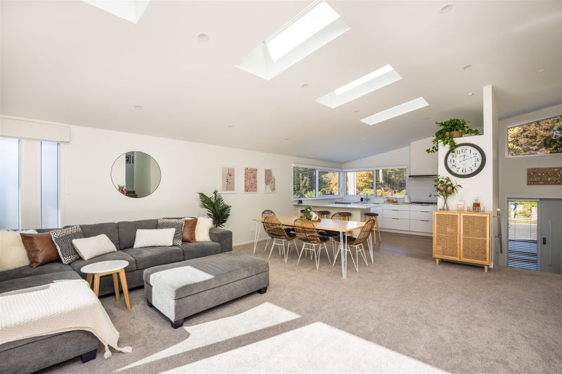 4 Azalea Place, Brooklands, New Plymouth - Carousel 2