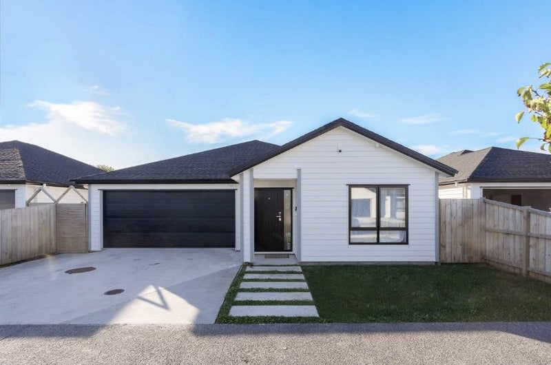 3 Silver Beech Street, Takanini, Auckland - Carousel 2
