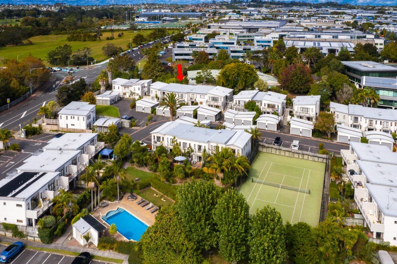 8/92 Bush Road, Albany, Auckland - Carousel 2